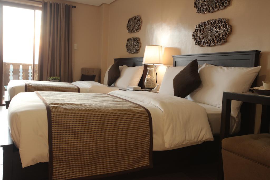Crosswinds Resort Suites Tagaytay City Bilik gambar