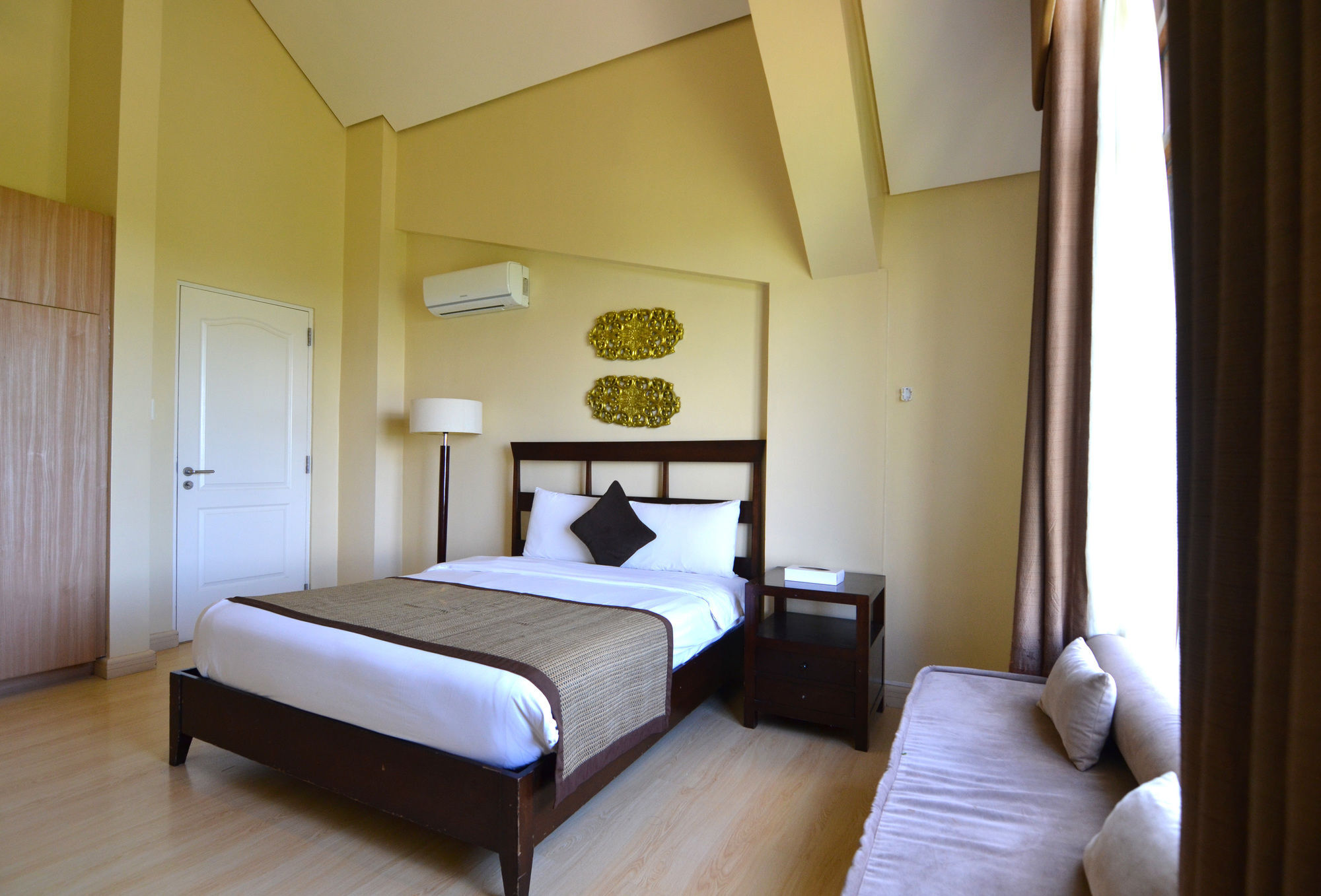 Crosswinds Resort Suites Tagaytay City Luaran gambar